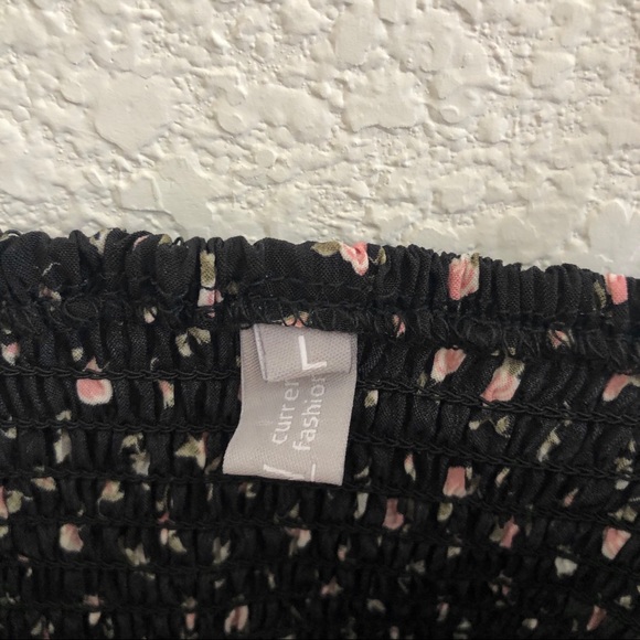 Adorable floral ruched bust crop top - Picture 7 of 7